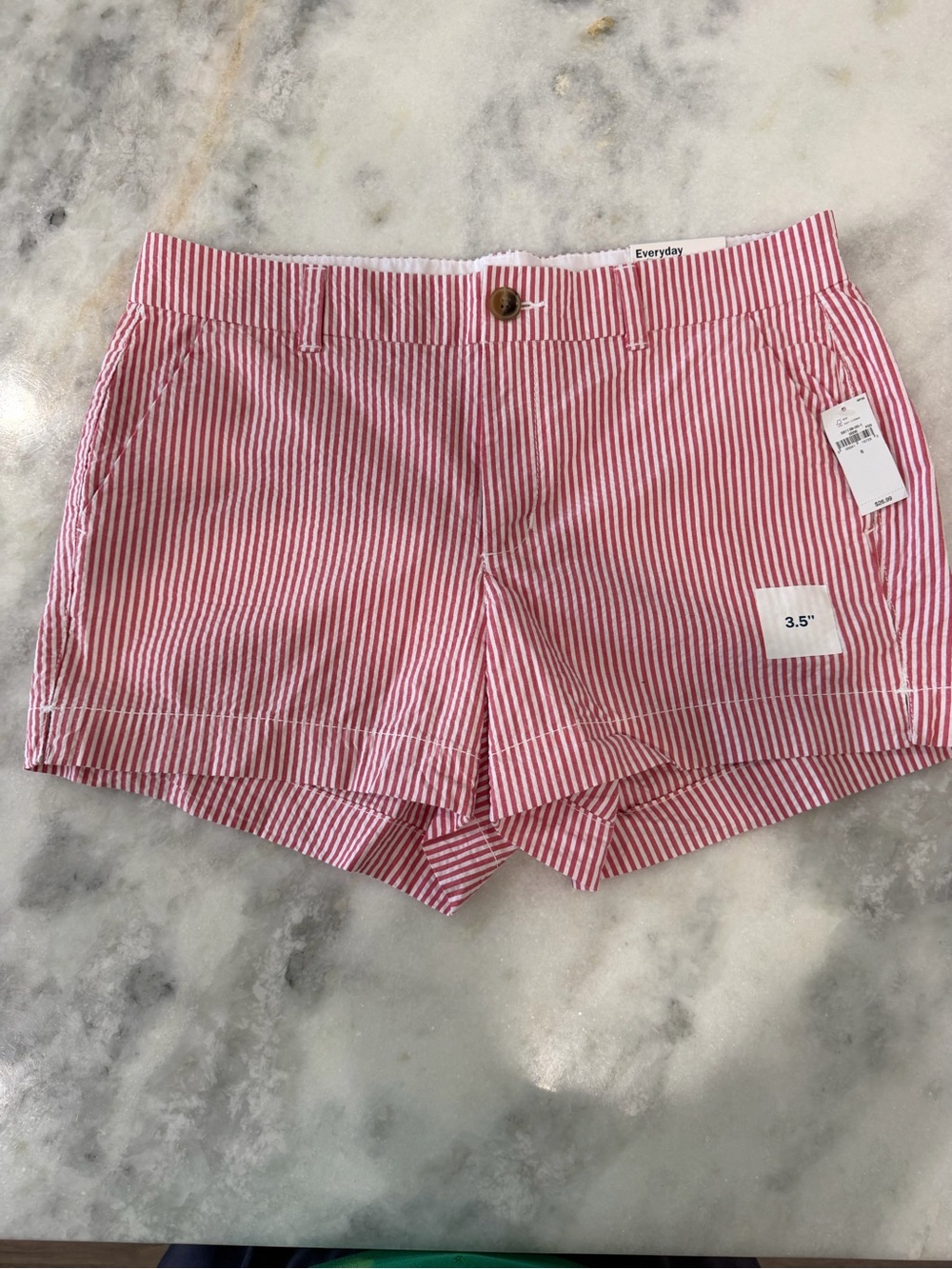 Old Navy Everyday Shorts Size 6 NWT Red White Stripe